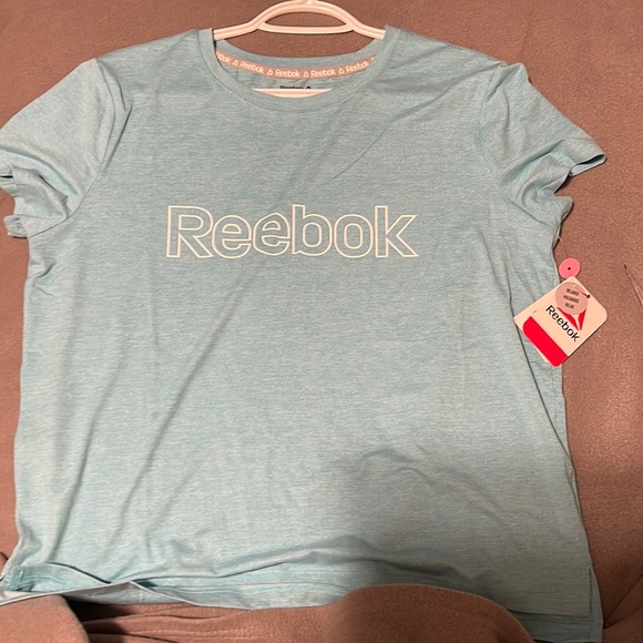 BNWT Reebox TShirt aquarelle heather size small - Picture 1 of 1